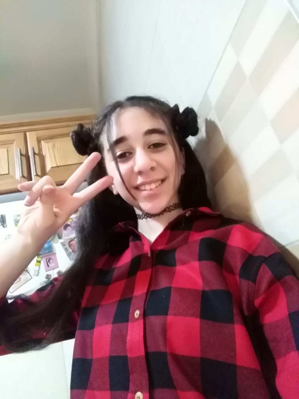الفنانة سارة سامر حمد الله تخط بريشتها جمال الطبيعة