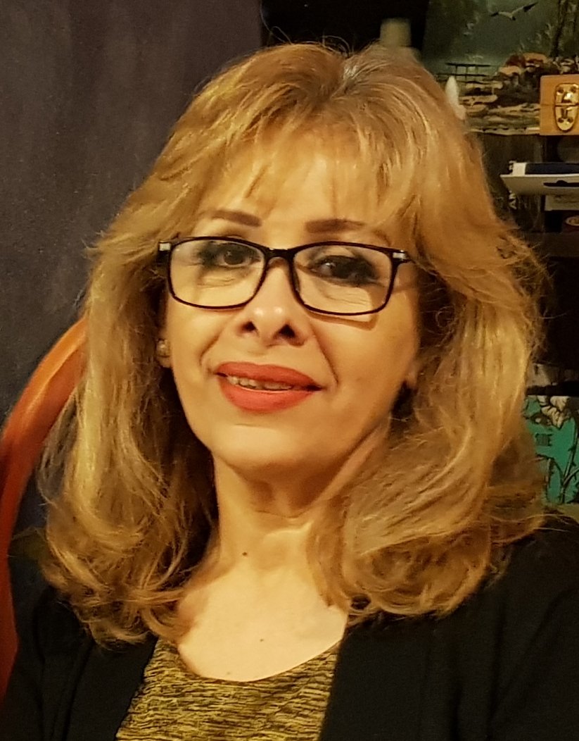 الفنانة التشكيلية العراقية كفاح فاضل ال شبيب