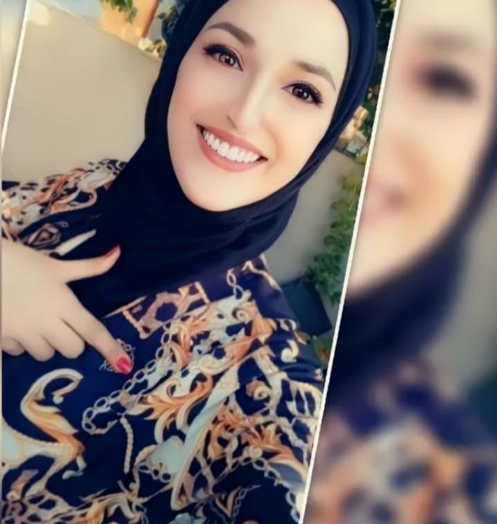 الفنانة التشكيلية رجا أبو فرحة