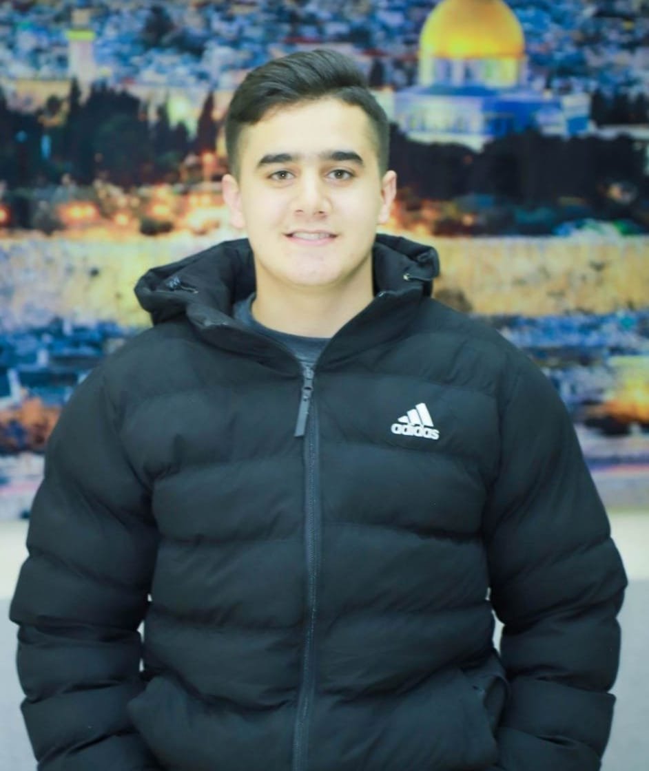 المبدع مؤمن القواسمي